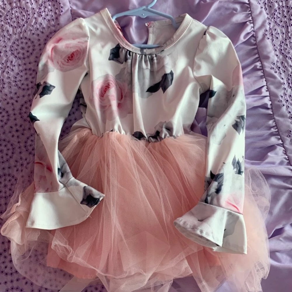 Little girls dress
